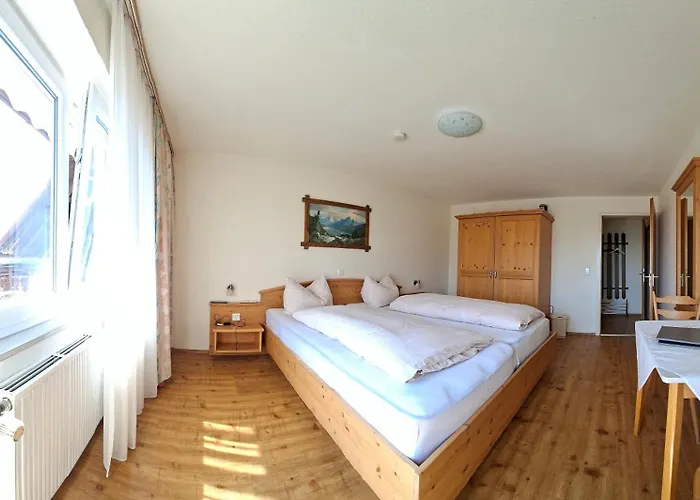 Zum Kreuz Guest house Grafenhausen